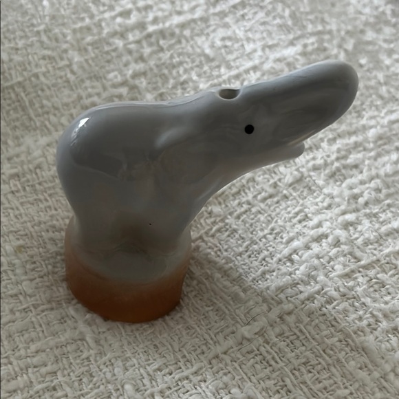 F. Wright Gray Elephant Pie Bird / Pie Vent / Pie Funnel Unique and Rare - Picture 3 of 6